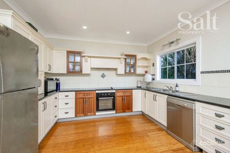 Property photo of 18 Mills Street Warners Bay NSW 2282