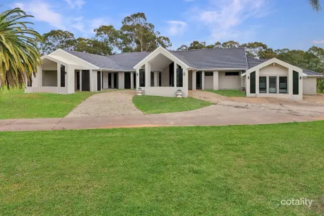 66 Warana Rd, Cecil Park, NSW 2178