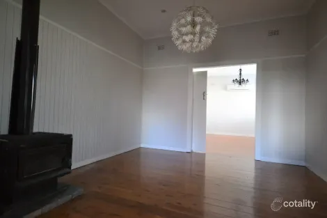 Property photo of 6 Burrundulla Avenue Mudgee NSW 2850