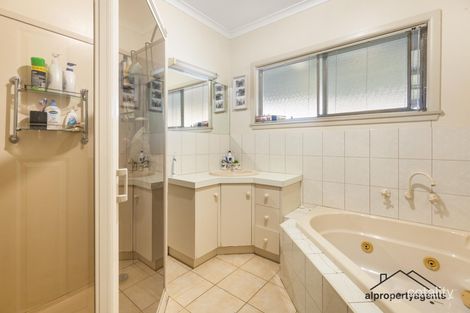 Property photo of 19 Landy Street Horsham VIC 3400