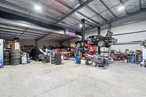 Property photo of 71 Eisemans Road Yarrambat VIC 3091