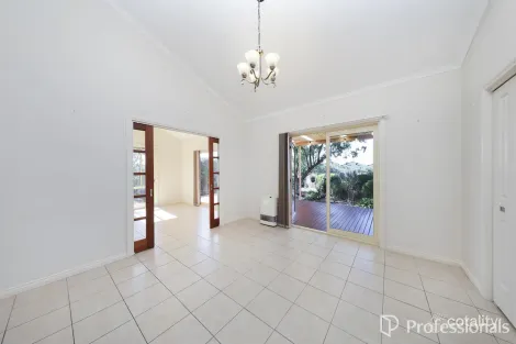 Property photo of 6 Emerald Court Harkness VIC 3337