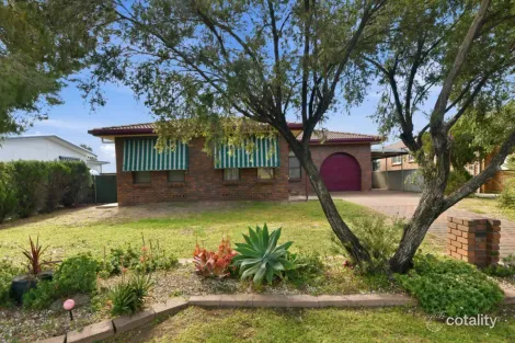 Property photo of 18 Haley Avenue Narrabri NSW 2390