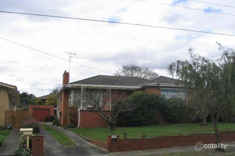 23 Sylvan Cres, Ashwood, VIC 3147