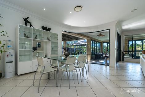 Property photo of 4 River Cove Place Helensvale QLD 4212