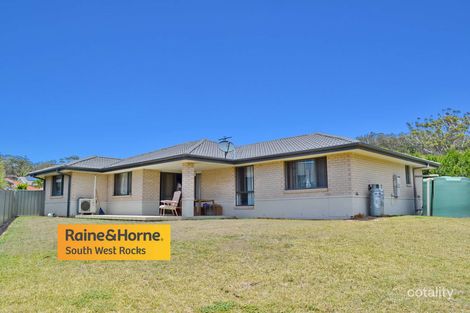 Property photo of 8 Kallantina Place South West Rocks NSW 2431