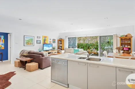 Property photo of 1/33-37 Emerald Drive Diamond Beach NSW 2430