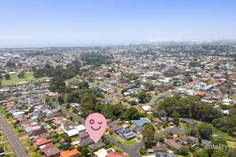 Property photo of 38 Rae Crescent Balgownie NSW 2519