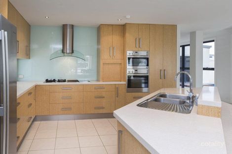 Property photo of 8029 Key Waters Hope Island QLD 4212