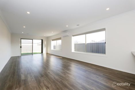 Property photo of 23 Excalibur Street Berwick VIC 3806