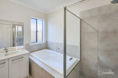 9 Gymea St, Mount Duneed, VIC 3217