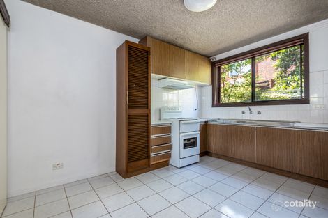 Property photo of 2/99 Willesden Road Hughesdale VIC 3166