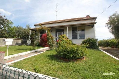 14 Young St, Golden Point, VIC 3350