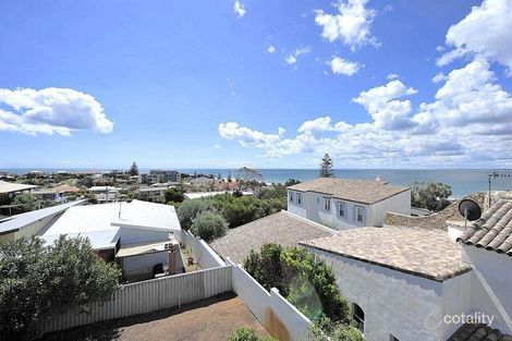 Property photo of 2 Peter Street Halls Head WA 6210