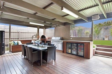 Property photo of 3 Lombardi Close Skye VIC 3977