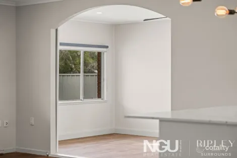 Property photo of 30 Lloyd George Street Eastern Heights QLD 4305