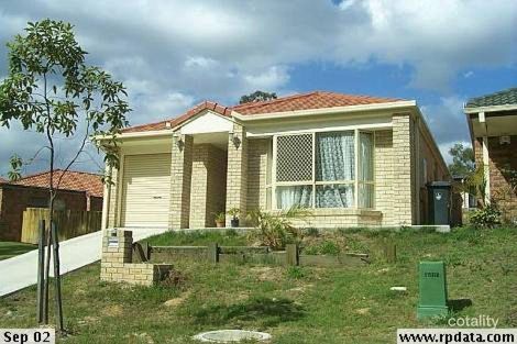 Property photo of 17 Leyburn Crescent Forest Lake QLD 4078