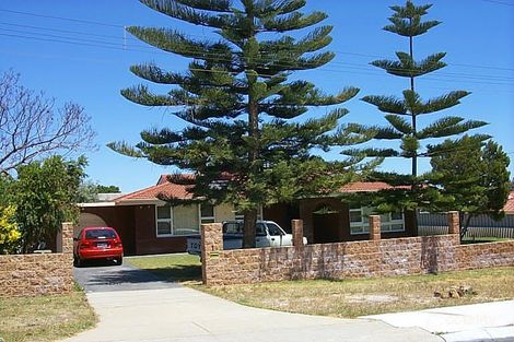 1 Ely St, Hamilton Hill, WA 6163