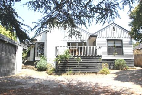 15 Lyons Rd, Croydon North, VIC 3136