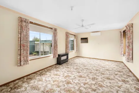 Property photo of 6 Norfolk Crescent Corio VIC 3214