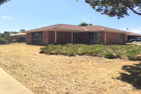 1/8 Buckingham Dr, Werribee, VIC 3030