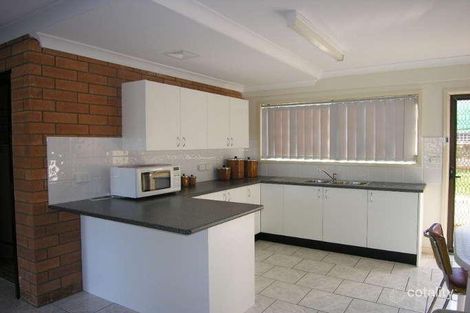 Property photo of 25 Coonanga Avenue Budgewoi NSW 2262