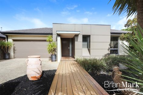 Property photo of 6 Wing Circuit Tarneit VIC 3029