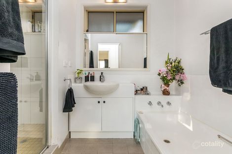 Property photo of 1 Moomba Court Kennington VIC 3550