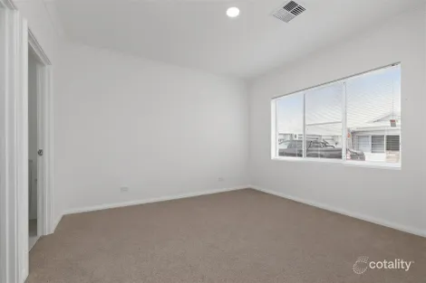 Property photo of 20 Clandon Way Gnangara WA 6077