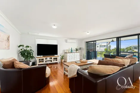 Property photo of 42D Aragan Circuit Bulli NSW 2516