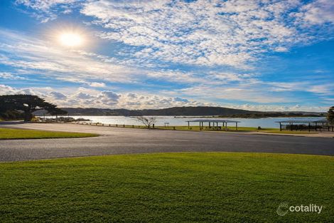 Property photo of 16 Noorooma Crescent Narooma NSW 2546