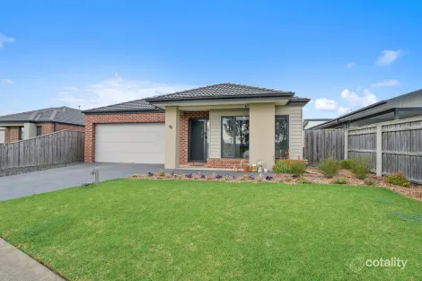 Property photo of 48 Hammersmith Circuit Traralgon VIC 3844