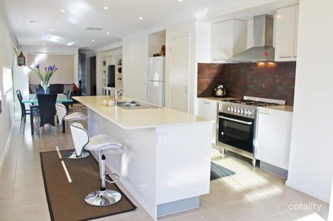 25 Dunraven Cres, Doreen, VIC 3754