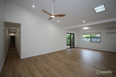 Property photo of 2/34 Broad Street Labrador QLD 4215