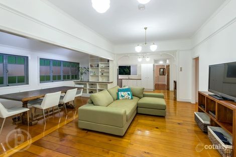 Property photo of 46 Lindsay Ashgrove QLD 4060