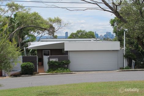 Property photo of 36 Quirinal Crescent Seven Hills QLD 4170