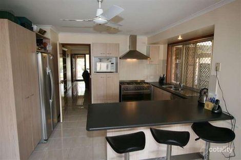 Property photo of 2 Dylan Court Sandstone Point QLD 4511