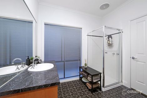 Property photo of 36 Reservoir Crescent Rowville VIC 3178