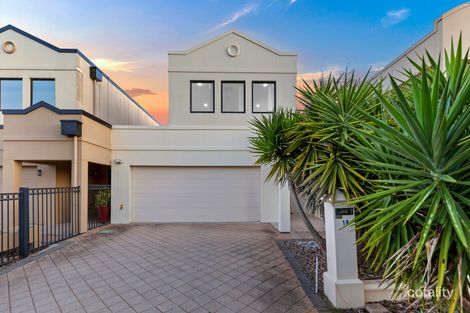18 Shearwater Dr, Mawson Lakes, SA 5095