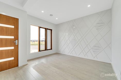 Property photo of 13 Kichner Street Tarneit VIC 3029