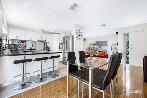 Property photo of 2/208 Stephensons Road Mount Waverley VIC 3149