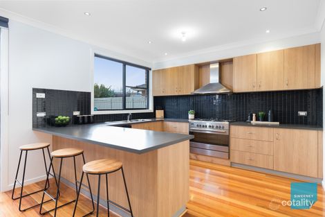 Property photo of 19 Addicott Way Taylors Hill VIC 3037