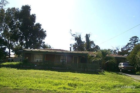Property photo of 21 Chiraz Street Greenmount WA 6056