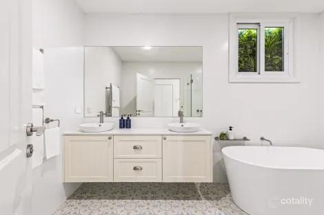 Property photo of 294 Whale Beach Road Palm Beach NSW 2108