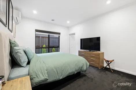 Property photo of 2/7 Clairmont Avenue Bentleigh VIC 3204