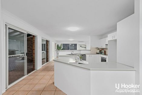 Property photo of 27 Linfield Street Mansfield QLD 4122
