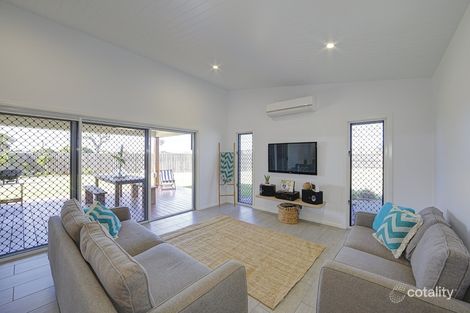 Property photo of 11 Sorrento Drive Bargara QLD 4670