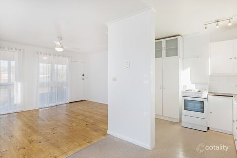 Property photo of 23 Bundarra Crescent Orange NSW 2800