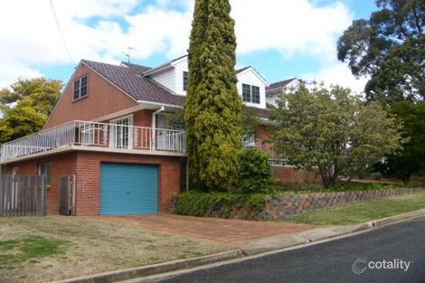 Property photo of 9 Thompson Street Armidale NSW 2350