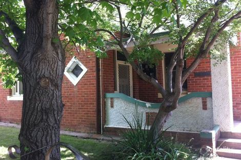 36 Flinders St, Turvey Park, NSW 2650